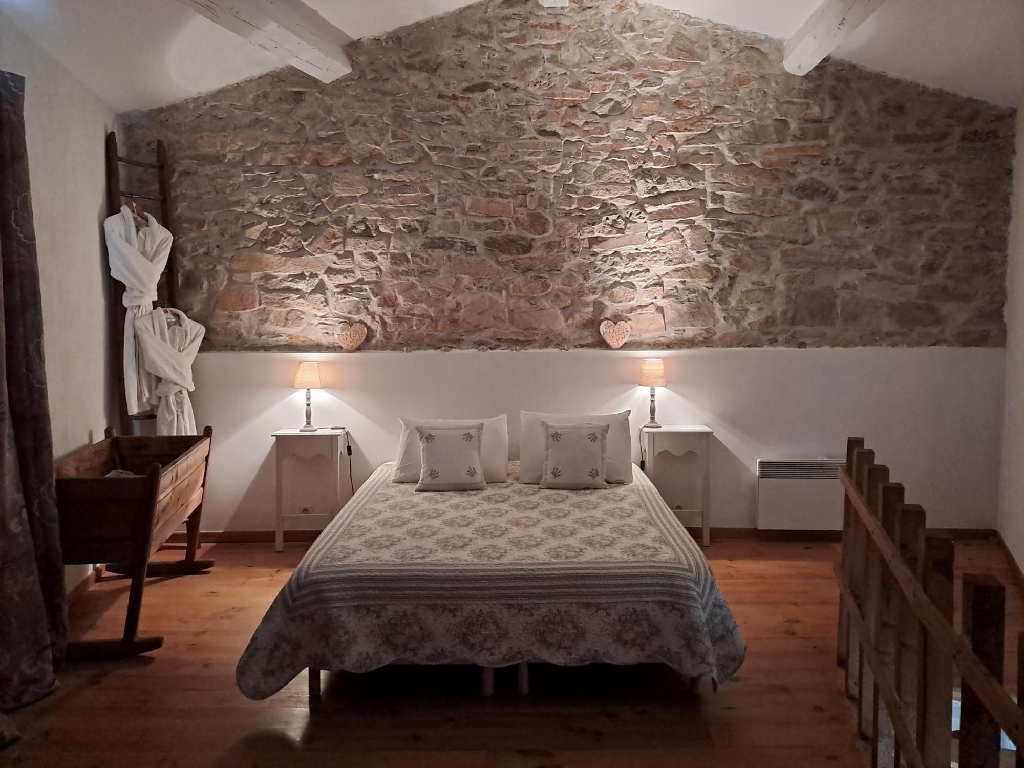 Le gîte de Sainte Valière PISCINE et SPA Esterno foto